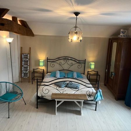 Saint-Germain-la-Ville Les Perrieres B&B 외부 사진