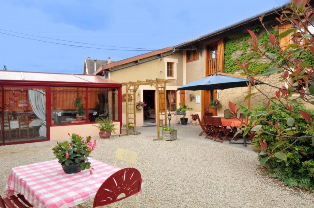 Saint-Germain-la-Ville Les Perrieres B&B 외부 사진